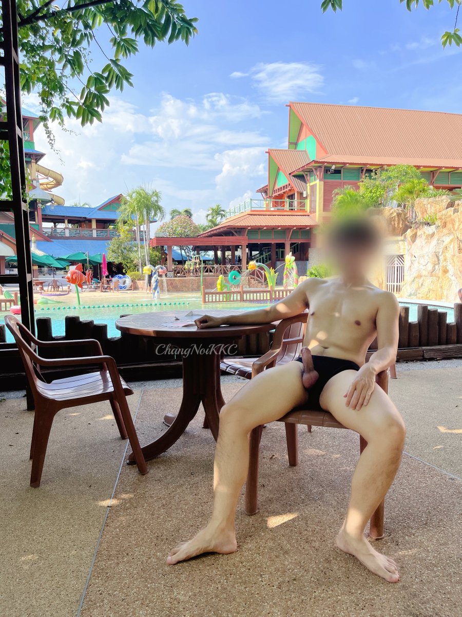 ChangNoiKKC's tweet photo. อากาศมันร้อน มาเล่นน้ำด้วยกันไหมครับ💦 https://t.co/ahQ53MzeS0