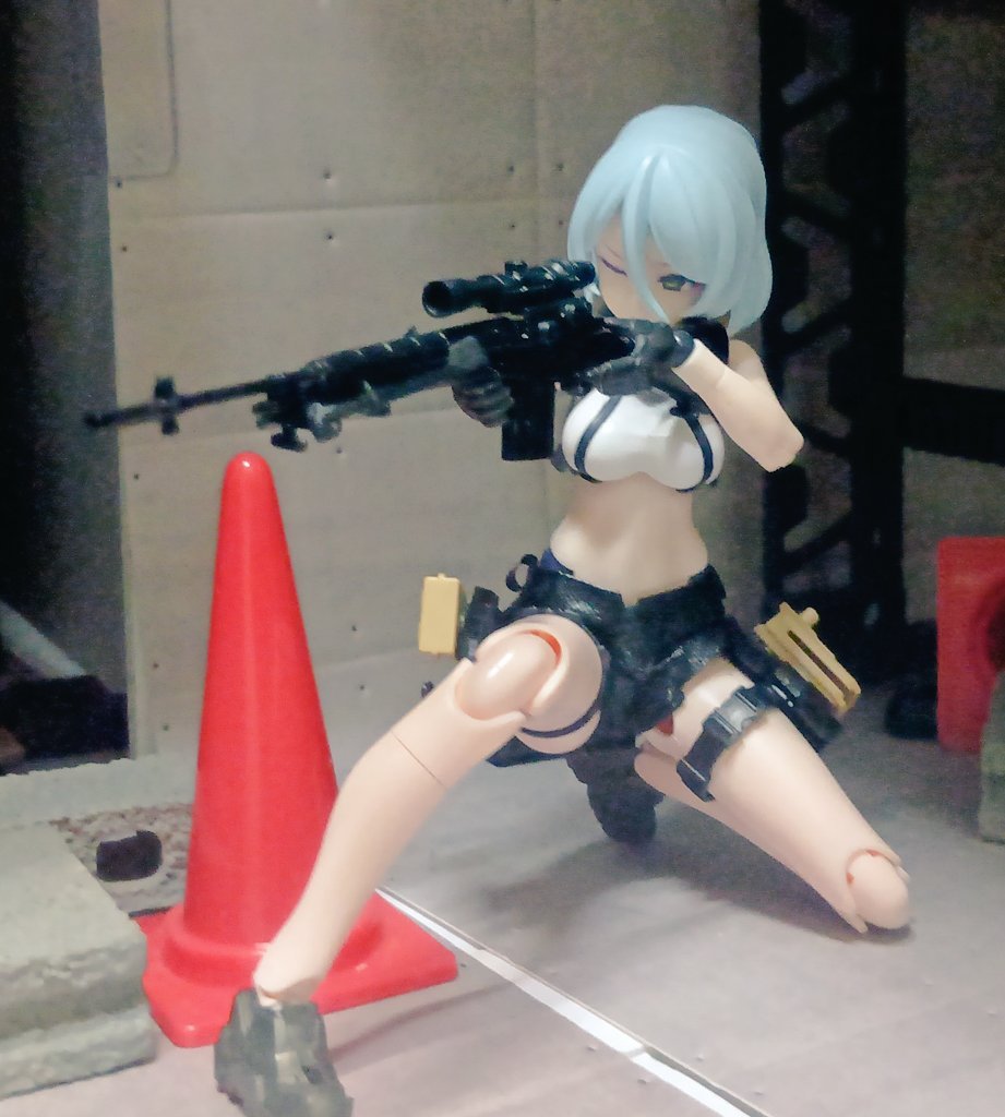 arayamaomunaito's tweet photo. #みんなで射撃ポーズを見せ合おう https://t.co/S8FGtwKUUI