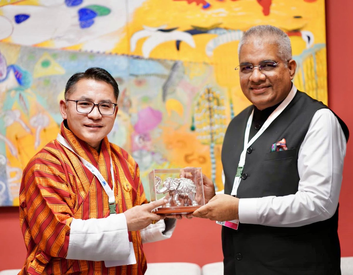 byadavbjp's tweet photo. Glad to have met with Minister for Agriculture and Livestock of the Royal Government of Bhutan, Mr Lyonpo Younten Phuntsho, on the sidelines of the ongoing @UNCCD COP17 in Ulaanbaatar, Mongolia today. 

Our conversations primarily focused on agroforestry and climate-resilient agriculture. 

We also deliberated on areas for advancing our transboundary cooperation with particular focus on biodiversity conservation and ecosystem restoration.

#UNCCDCOP17