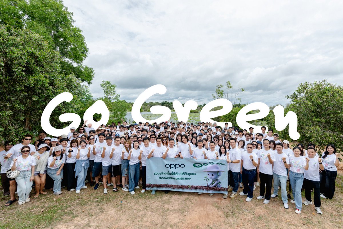 EM_Gossip's tweet photo. #กลัฟคณาวุฒิ ร่วมกับ OPPO สานต่อโครงการ “Go Green” เดินหน้าสร้างสังคมสีเขียว ร่วมปลูกต้นไม้เพื่ออนาคตที่ยั่งยืน
 
#GulfKanawut
#MakeYourMoment #oppothailand

 OPPO แบรนด์เทคโนโลยีชั้นนำระดับโลก เดินหน้าสานต่อโครงการ Go Green ตอกย้ำพันธกิจด้านความยั่งยืนในระยะยาว ผ่านการสร้างโมเมนต์สีเขียวและการลงมือฟื้นฟูสิ่งแวดล้อมอย่างต่อเนื่อง โดยในปีนี้ OPPO ผนึกกำลังคณะผู้บริหารและพนักงาน พร้อมด้วย OPPO Family “กลัฟ-คณาวุฒิ ไตรพิพัฒนพงษ์” นักแสดงชื่อดัง ร่วมกิจกรรมปลูกต้นไม้ ณ สวนพฤกษศาสตร์ระยอง อำเภอแกลง จังหวัดระยอง เมื่อวันที่ 22 สิงหาคม 2569 ที่ผ่านมา เดินหน้าภารกิจสีเขียวด้วยการปลูกต้นไม้ เพื่อร่วมฟื้นฟูความสมบูรณ์ของระบบนิเวศ อนุรักษ์ทรัพยากรธรรมชาติ และส่งต่ออนาคตที่ยั่งยืนให้แก่คนรุ่นต่อไป สะท้อนแนวคิด Make Your Moment ที่ชวนให้ทุกช่วงเวลาสามารถกลายเป็นพลังแห่งการเปลี่ยนแปลงที่ดีต่อสังคม
 
📸 : https://t.co/5UilEZeekS