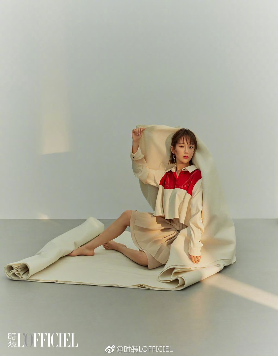 atelierdeyangzi's tweet photo. Yang Zi on the cover of L'Officiel China August 2018 issue

#YangZi https://t.co/TbR0ZS2dai