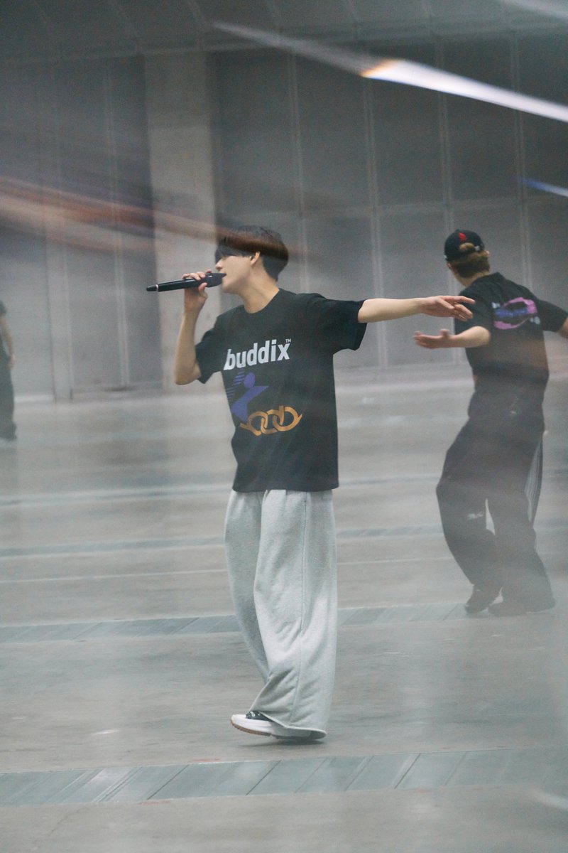 vertical_garage's tweet photo. #BATTLEOFTOKYO
FEATURING WORKS @ららアリーナ東京ベイ

■POP-UP先行販売
buddix × Astro9 SS TEE
PRICE：¥6,930 tax-in
https://t.co/raw2VXWQPL

#中島颯太 
@fantastics_fext https://t.co/p1M4hNYe1n
