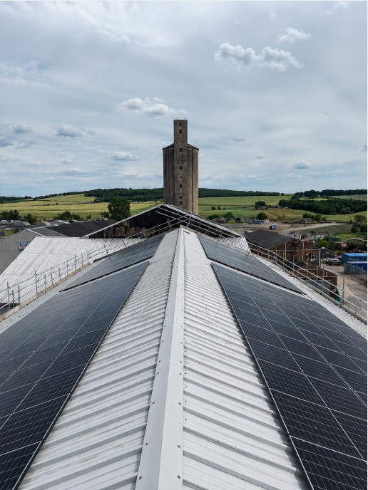 SolarDynamix's tweet photo. ☀️ Commercial solar project completed in Fife!

Another large-scale installation finished by the Solar Dynamix team. ⚡

🏢 Got a commercial property? Get in touch.

#CommercialSolar #Fife #SolarDynamix #SolarScotland https://t.co/50foYJwGrI