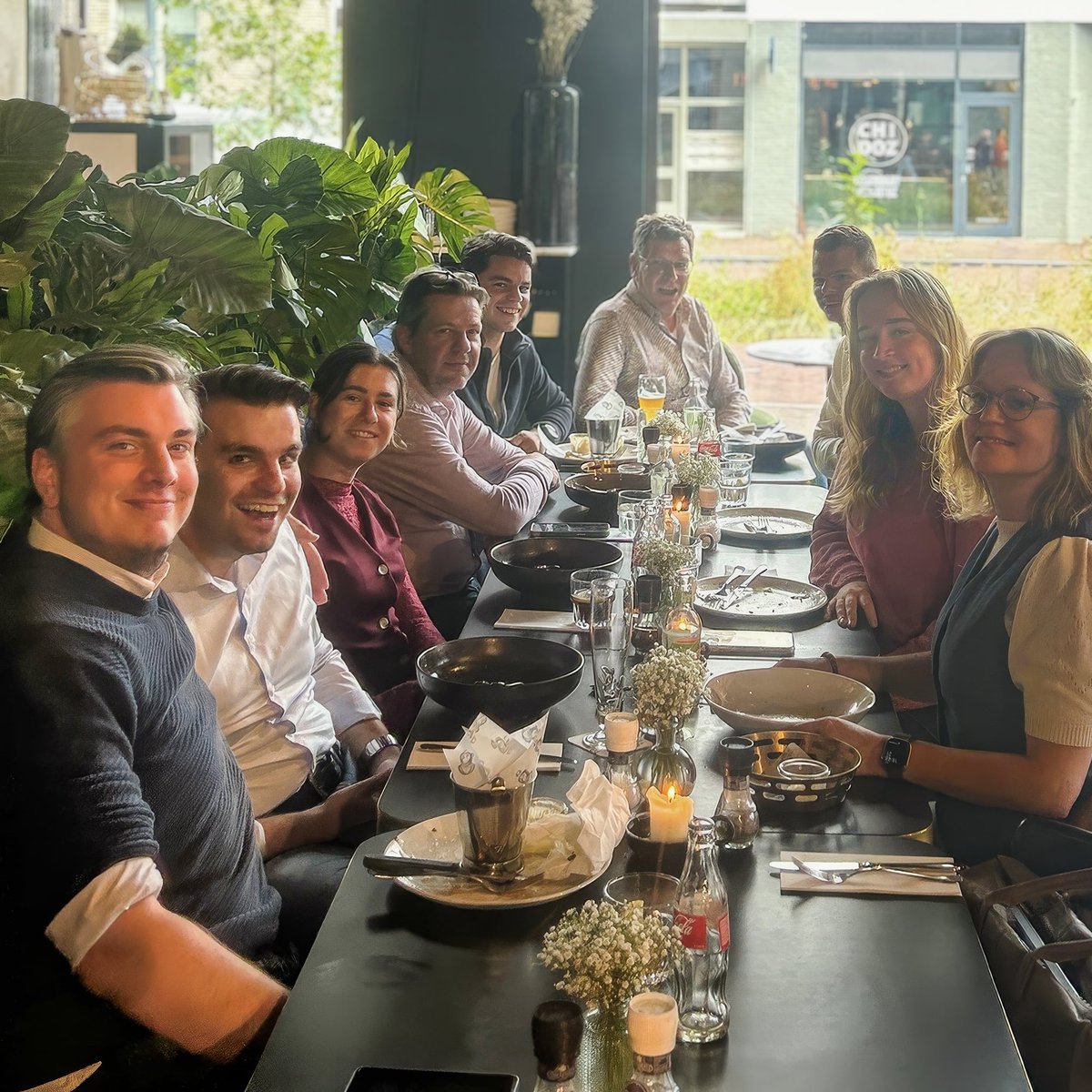 LeanForms's tweet photo. Afgelopen vrijdag hebben we onder het genot van een lekkere lunch afscheid genomen van onze collega Lars.

Lars, we wensen je heel veel succes en plezier in je nieuwe baan!

#LeanForms #afscheidcollega #nieuwestap https://t.co/fmxFmjeBYI