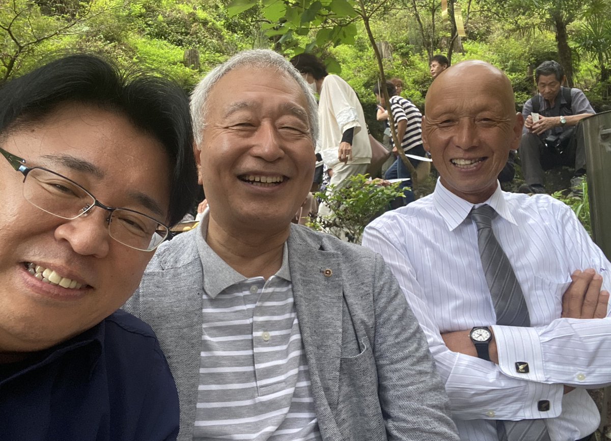 f_nakamoto's tweet photo. 【下名栗諏訪神社の獅子舞】

短時間ではありますが、今年も素晴らしい奉納の舞を見させていただきました！

舞と共に鼓舞する声と唄。
伝統芸能と後継への継承を垣間見る瞬間を共有できます！ https://t.co/Ncpu02n4WZ