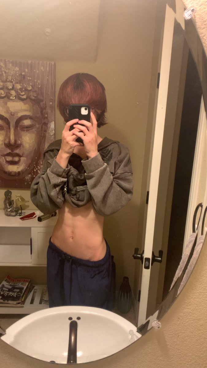 moth_bxy's tweet photo. Actually destroy me #twink #femboy https://t.co/1nxSQ8iXsM
