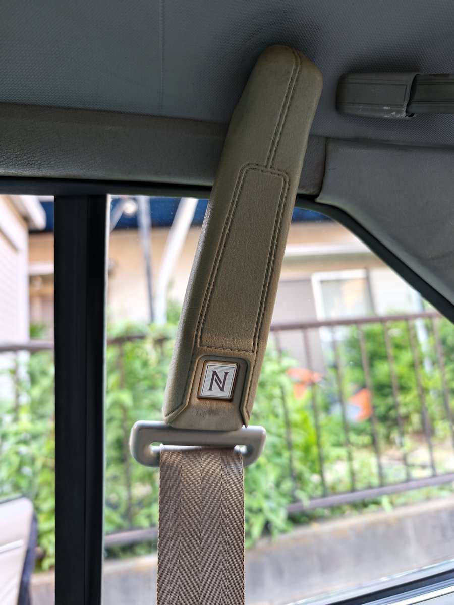 c30avtec's tweet photo. シートベルトをほいほいと430セドリックに換装！
少しかっこよくなったぜ〜 https://t.co/4WPpX0QsCH
