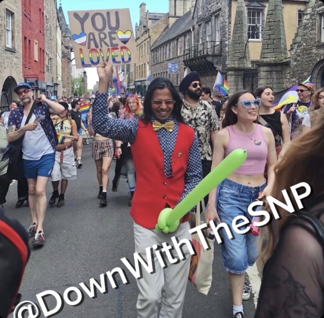Alan07302094's tweet photo. This is an elected member of Holyrood, you wonder why the country is fcked https://t.co/C8pnqWXxGw