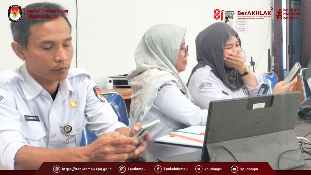 KPUDOMPU's tweet photo. #TemanPemilih. KPU Dompu Ikuti Bimtek Pengisian Kertas Kerja Maturitas SPIP. Senin, (24/8/2026.

Info lebih lanjut klik link/atau kunjungi Website KPU Kabupaten Dompu di bawah ini 👇👇👇👇

https://t.co/UMU8Fd8YYm

@KPU_ID
@KpuNtb
#KPUMelayani
#KPUKabupatenDompu https://t.co/8QFnHQQz54