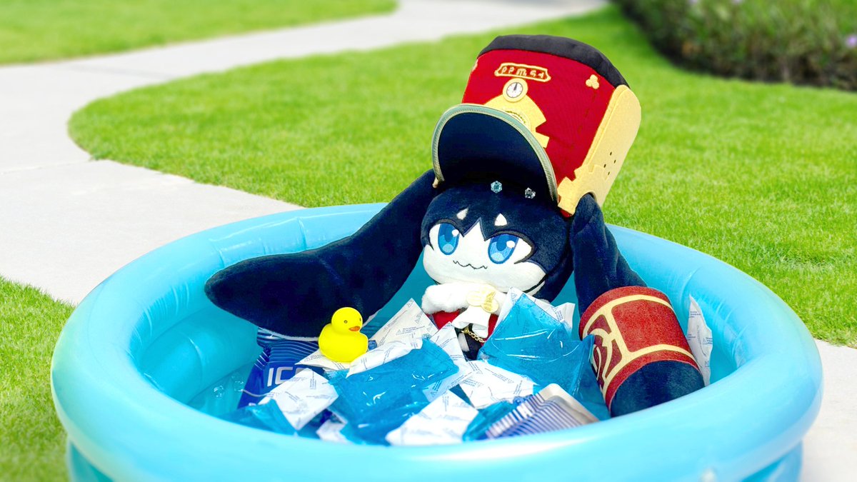 pom_starrail's tweet photo. あ、あつい……暑すぎるのじゃ……🫠
オレは涼しくなるまで、ここから一歩も動かんぞ……！ https://t.co/IuXiEwu5ak