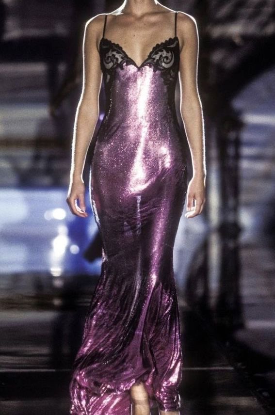 luchikdoll's tweet photo. Atelier Versace S/S  96 https://t.co/di17xv4tSj