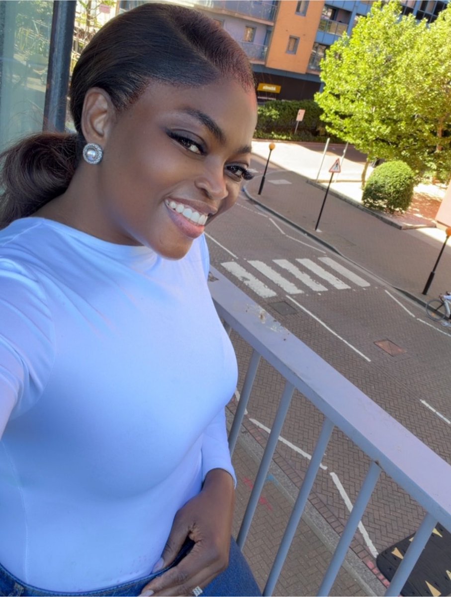 peace_igho's tweet photo. Funke Akindele clocks 49 today. 🎂 https://t.co/Bd0609WpnT