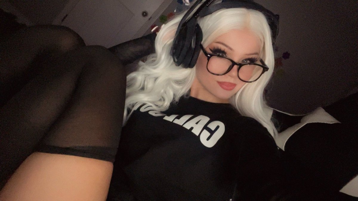 justfoxii's tweet photo. oh hi 👀 https://t.co/cVTHZCec0U https://t.co/Ikm1NBRTWr