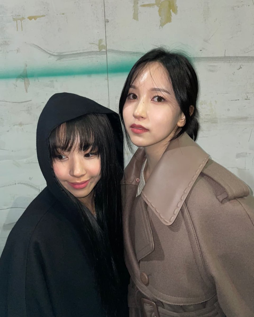 mncollarbone's tweet photo. that was so kdrama of them https://t.co/3JziNVtHz4