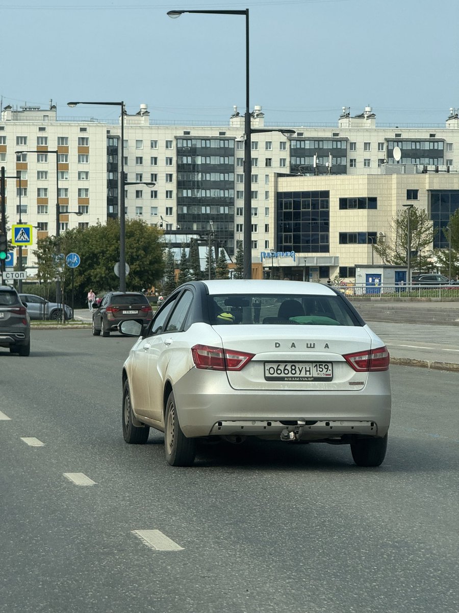 Voha1987's tweet photo. Как ощущаются отношения когда ей 21, а тебе 38 https://t.co/NzumD6aovx
