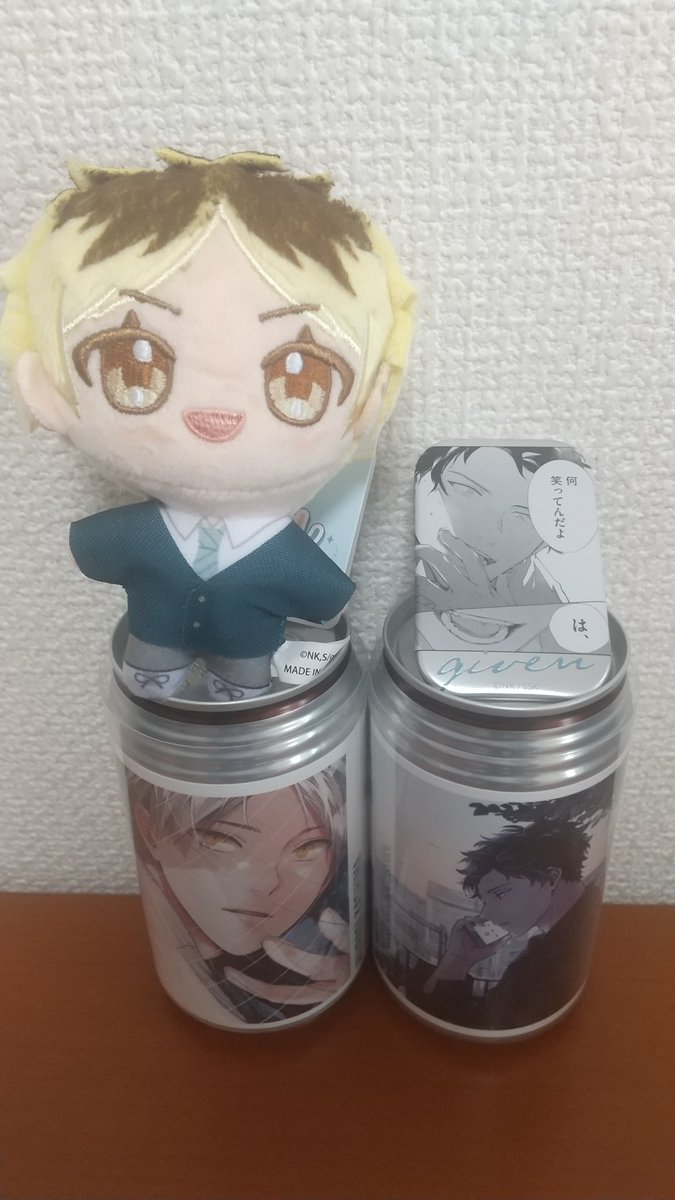 Comic_blpq's tweet photo. 2026/03

「ギヴン」 コラボ缶！

家の近く在庫無さすぎて予算決めて回しに少し遠出！

柊自引きできなかったけど、近くにいた方々が優しすぎて交換していただけた😭
なんて優しい世界(  ߹꒳​߹ )

もし何かの拍子にまた出会えたらなにかお返しができたらいいな😭 https://t.co/yUXhstatE2