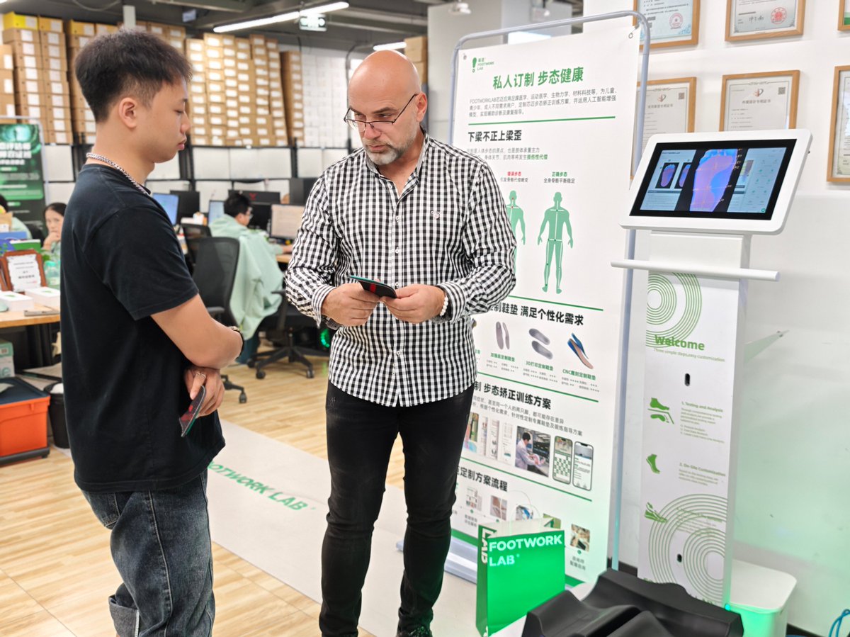 HarkenWong's tweet photo. Buy it → own the cost. Lease it → protect cash flow. 
Pay per scan → start small.
How would you finance your next 3D foot scanner?
#3DFootScanning #CustomInsoleMachine #BiomechanicalAssessmentTool https://t.co/JjXifJSvhR