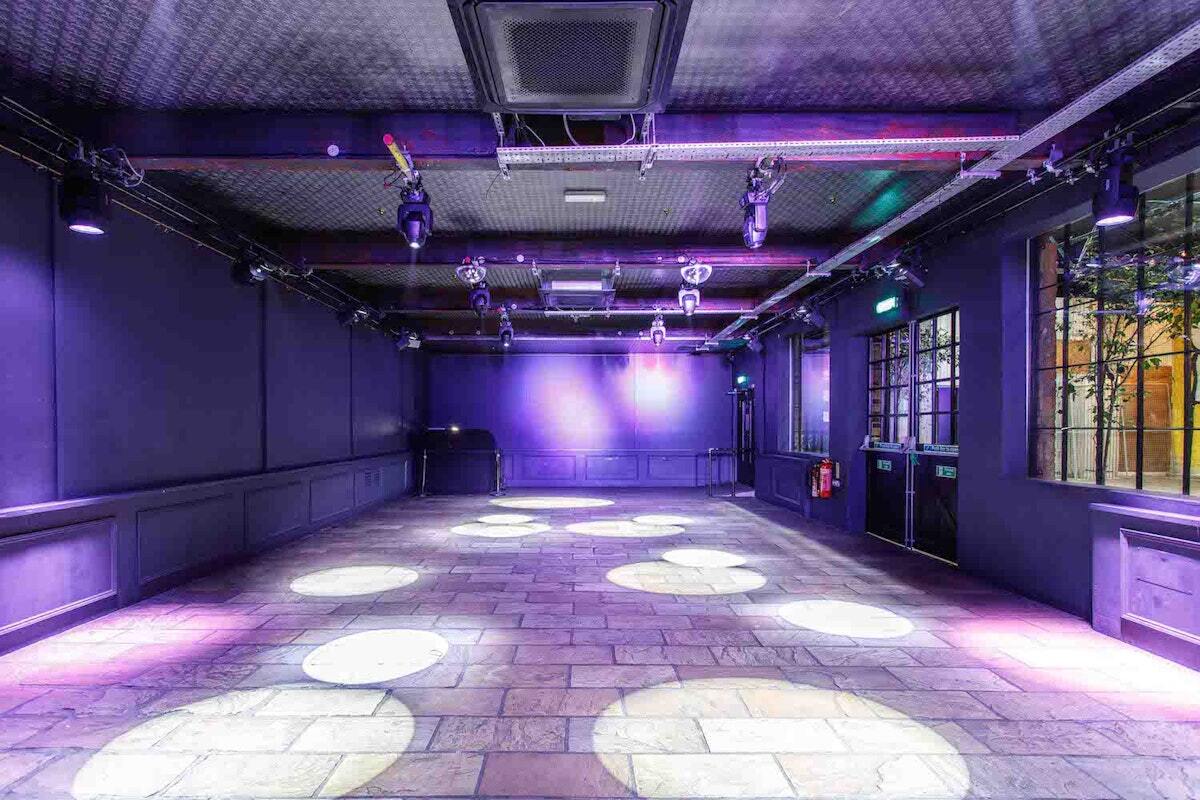 HireSpace's tweet photo. Party venues don't come much cooler than Electrowerkz. Historic Victorian spaces meet industrial nightclub vibes in Angel, Islington. Up to 1550 capacity. https://t.co/4WoriGIpR7 #VenueOfTheWeek #EventProfs #HireSpace https://t.co/yESHDGFk8F