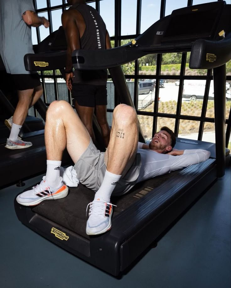 Ricefanpage02's tweet photo. Always Stay fit ✅❤️ https://t.co/xjn9IFprEN