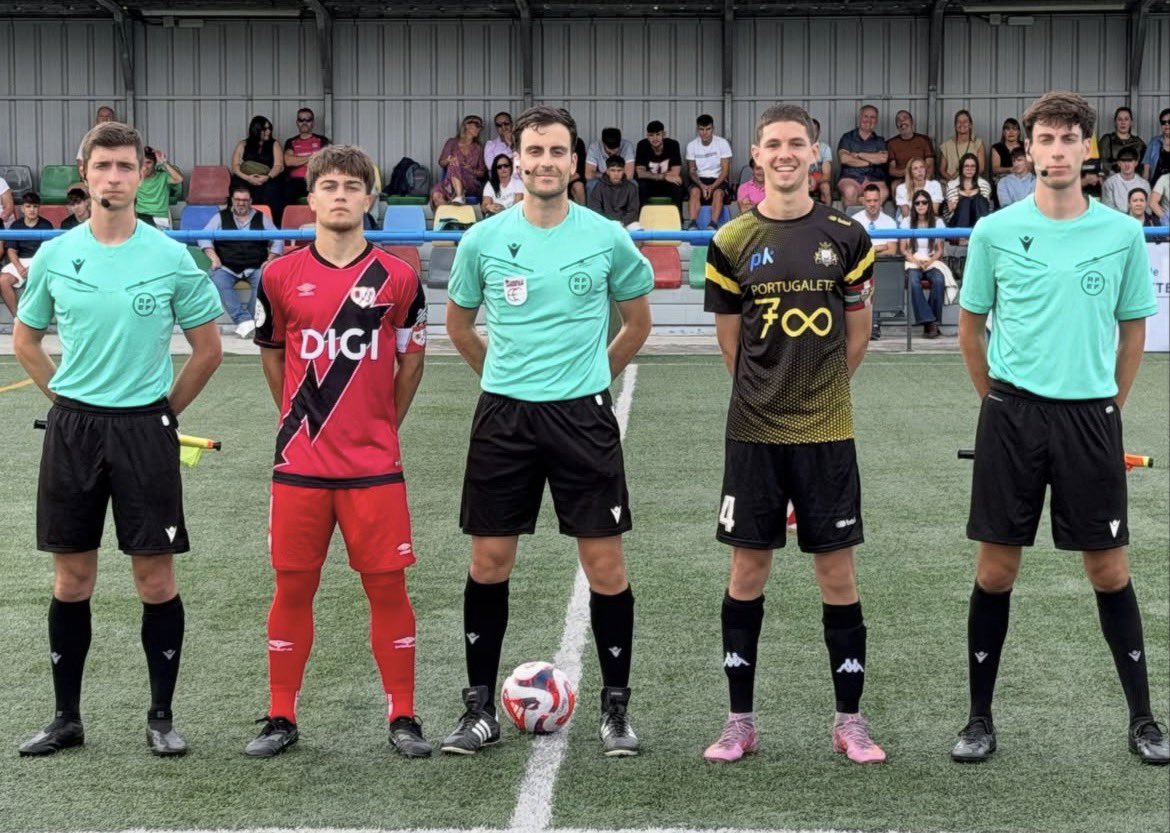 CVAF_Arbitroak's tweet photo. ๐ฒ ARGAZKIAK ๐ฒ
๐ธ Txapelketa
Noble Villa de Portugalete
#EFAB #CVAF #Euskadi https://t.co/ORYm7TQoo6