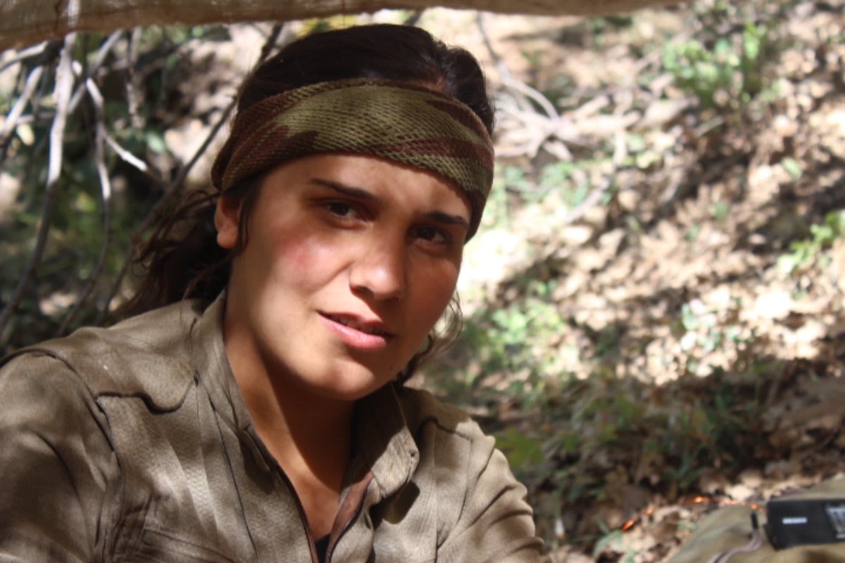 gilidaxe__'s tweet photo. Şehîd Rojîn Gever - Güler Gürbüz https://t.co/f9Z2bubZEy