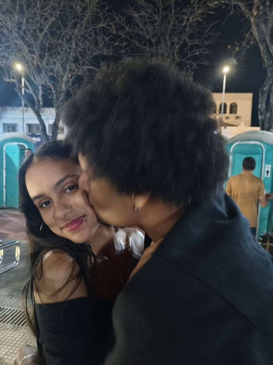 kuramay0's tweet photo. como começou / como estamos agora

já nos conhecíamos, mas começamos a conversar depois de eu curtir um stories dele sobre one piece kkkkkkkk https://t.co/cm4AjYnzwG