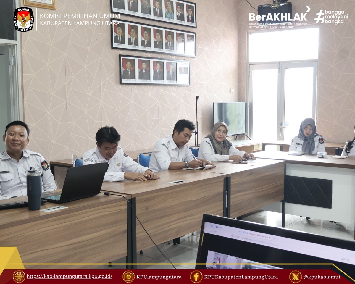 kpukablamut's tweet photo. #TemanPemilih, KPU Kab. Lampung Utara mengikuti Kegiatan Bimtek dan Pengisian Kertas Kerja Maturitas SPIP bersama BPKP yang diselenggarakan oleh KPU RI secara Daring di Aula Kantor KPU Kab. Lampung Utara, Senin, 24 Agustus 2026.

#kpumelayani
#kpulampung
#kpukabupatenlampungutara https://t.co/8dMajv6Oxt