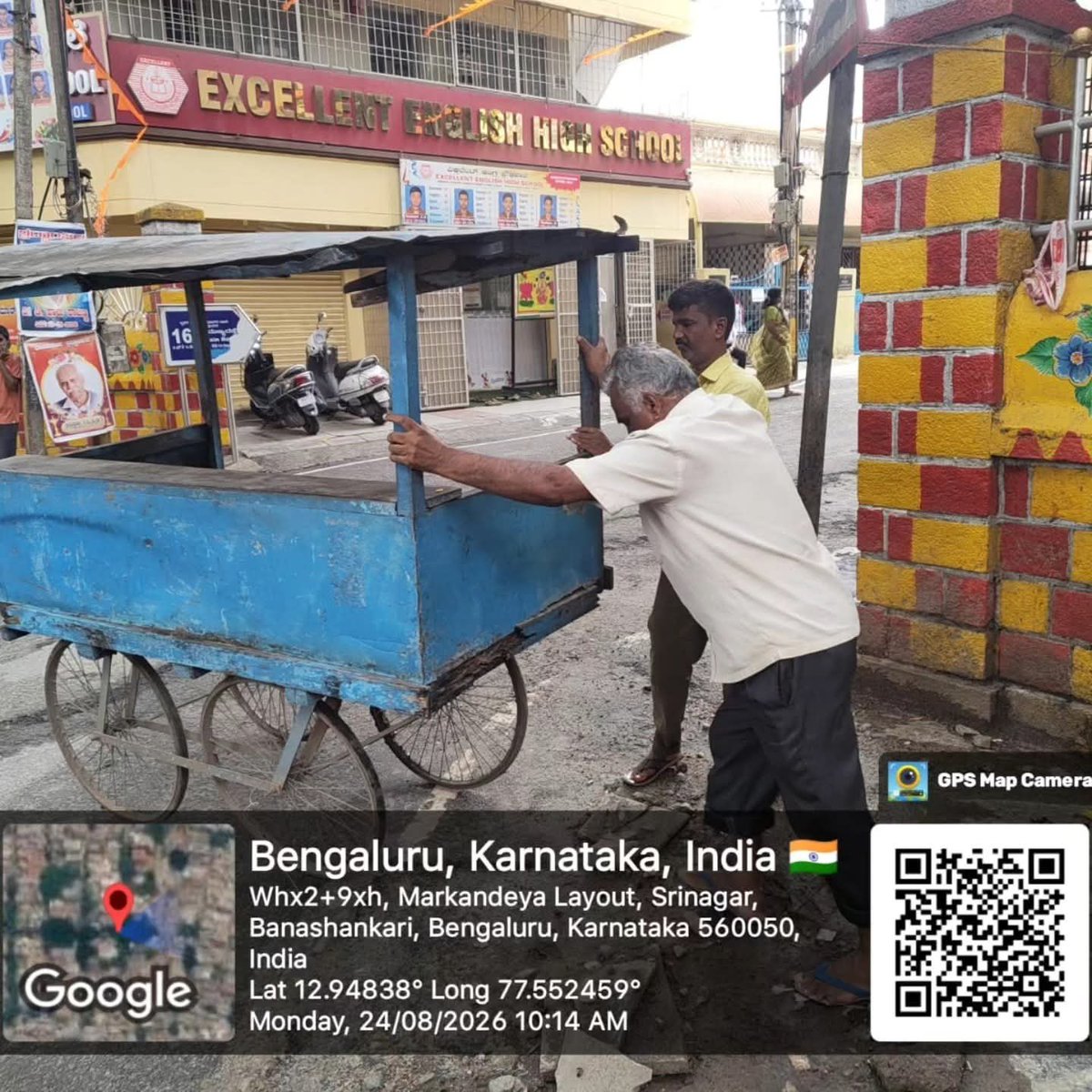 GBA_office's tweet photo. Today, a footpath encroachment clearance drive was carried out on Kalidasa Main Road in Ward 156, Srinagar, under the jurisdiction of the Basavanagudi Division of Bengaluru West City Corporation.

#FootpathClearance #ClearFootpaths #EncroachmentFree #BasavanagudiDivision #SrinagarWard #Ward156 #BengaluruWestCityCorporation
#GreaterBengaluruAuthority
