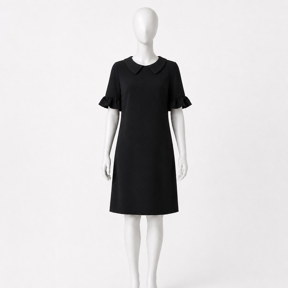 SixtiesFashion's tweet photo. カスタムつけ襟で色々表情が変えられる60s���のワンピースが欲しいなと思いました

プレーンな状態なら普段使いもできそう！

※自作イラストと私物の写真とテキストの指示をもとにAI生成した画像です https://t.co/PvHeX6rwpl