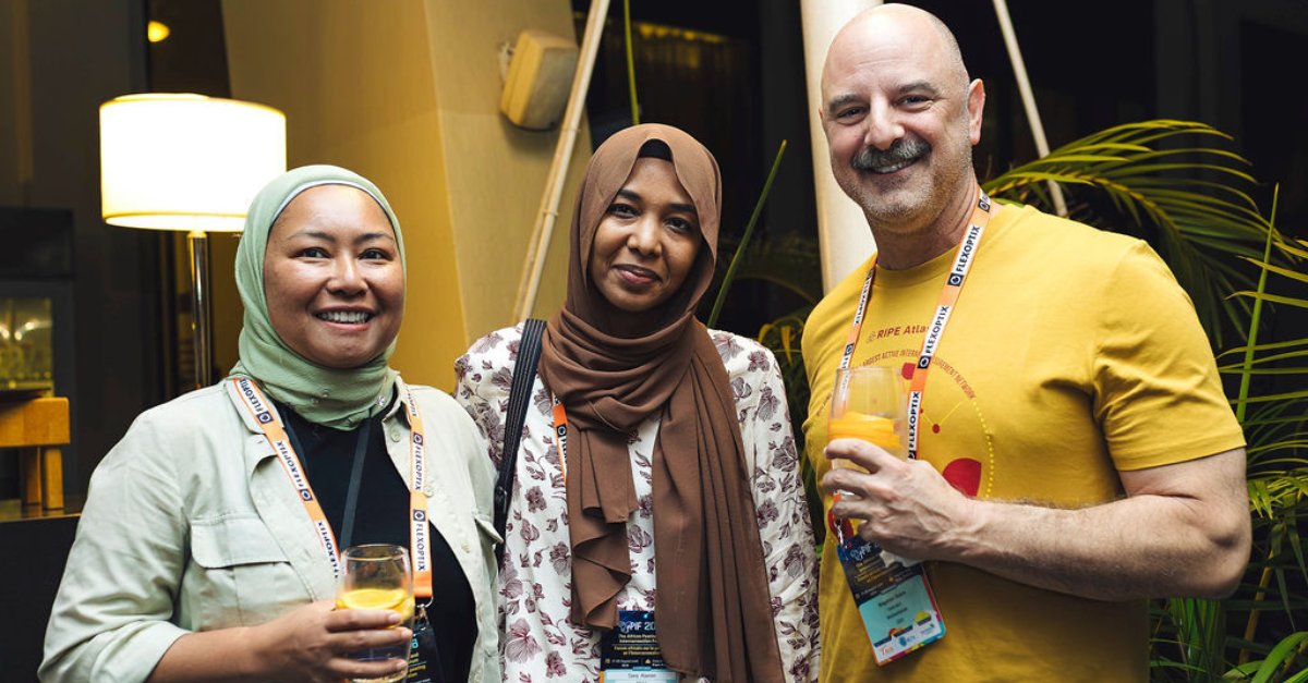 ripencc's tweet photo. We had a great time at the African Peering & Interconnection Forum (#AfPIF) last week! π
Learn more about RIPE Atlas π
https://t.co/X5dzWPUBYy
Photo credit: African IXP Association (AFIX) / African Peering & Interconnection Forum (AfPIF) https://t.co/osrkcEeDm3