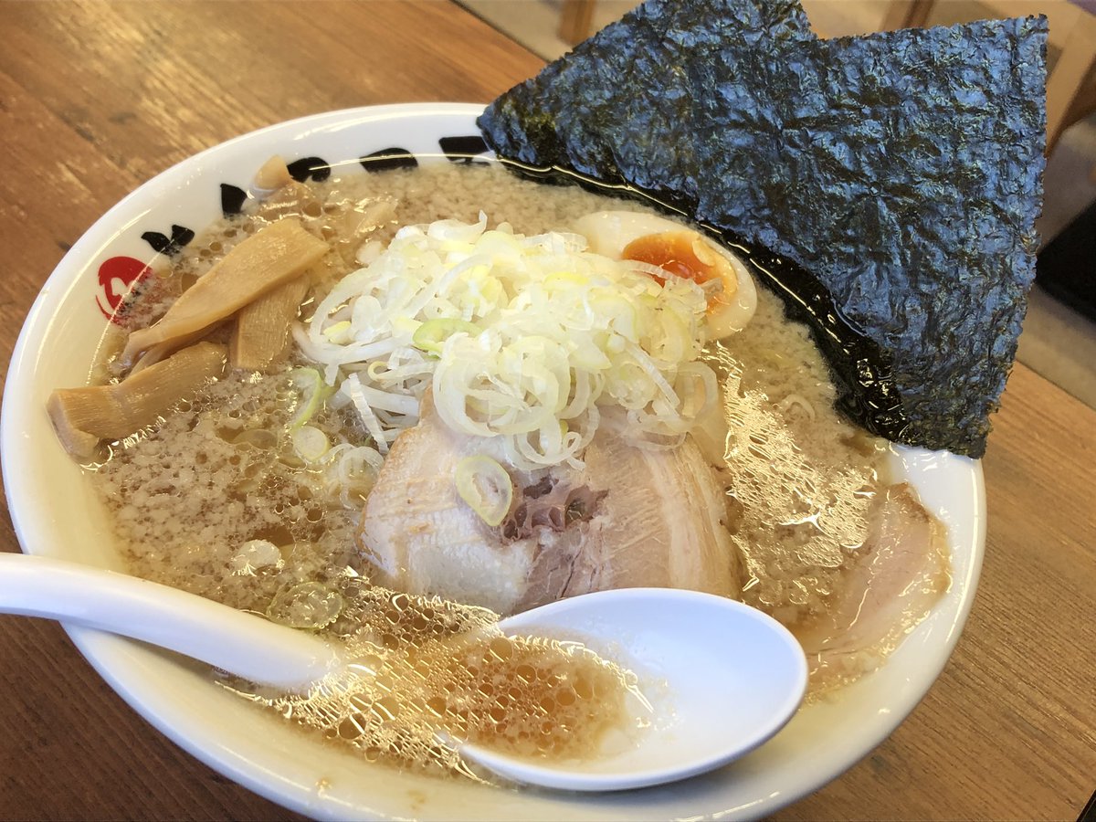 Haya10x2's tweet photo. 食べたラーメンめちゃくちゃ美味かった🍜 https://t.co/nidpKD5uZr