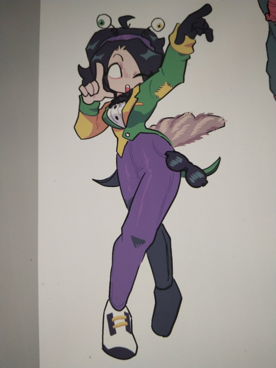 LancExists's tweet photo. The idea was to make her wear something stupid.

Not gonna lie I think I like it lol https://t.co/C4kYJAEcVU