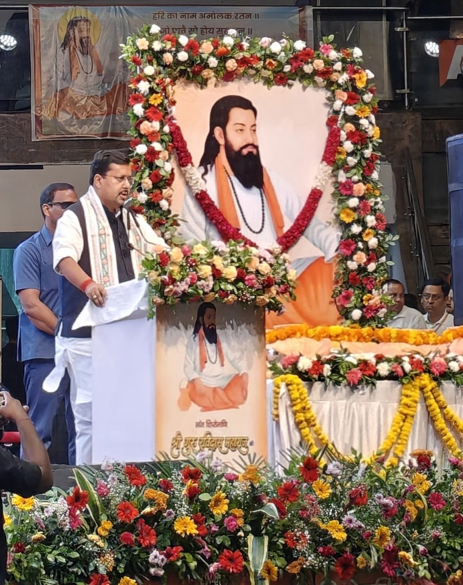 bjp_ashu's tweet photo. तालकटोरा स्टेडियम में राष्ट्रीय अध्यक्ष श्री नितिन नबीन जी के करकमलों से जिलाध्यक्षों को कलश वितरण का कार्यक्रम सम्पन्न हुआ।

#SamrastaSankalpAbhiyan #सामाजिकसमरसता #एकभारतश्रेष्ठभारत https://t.co/UnQiEDMVXA