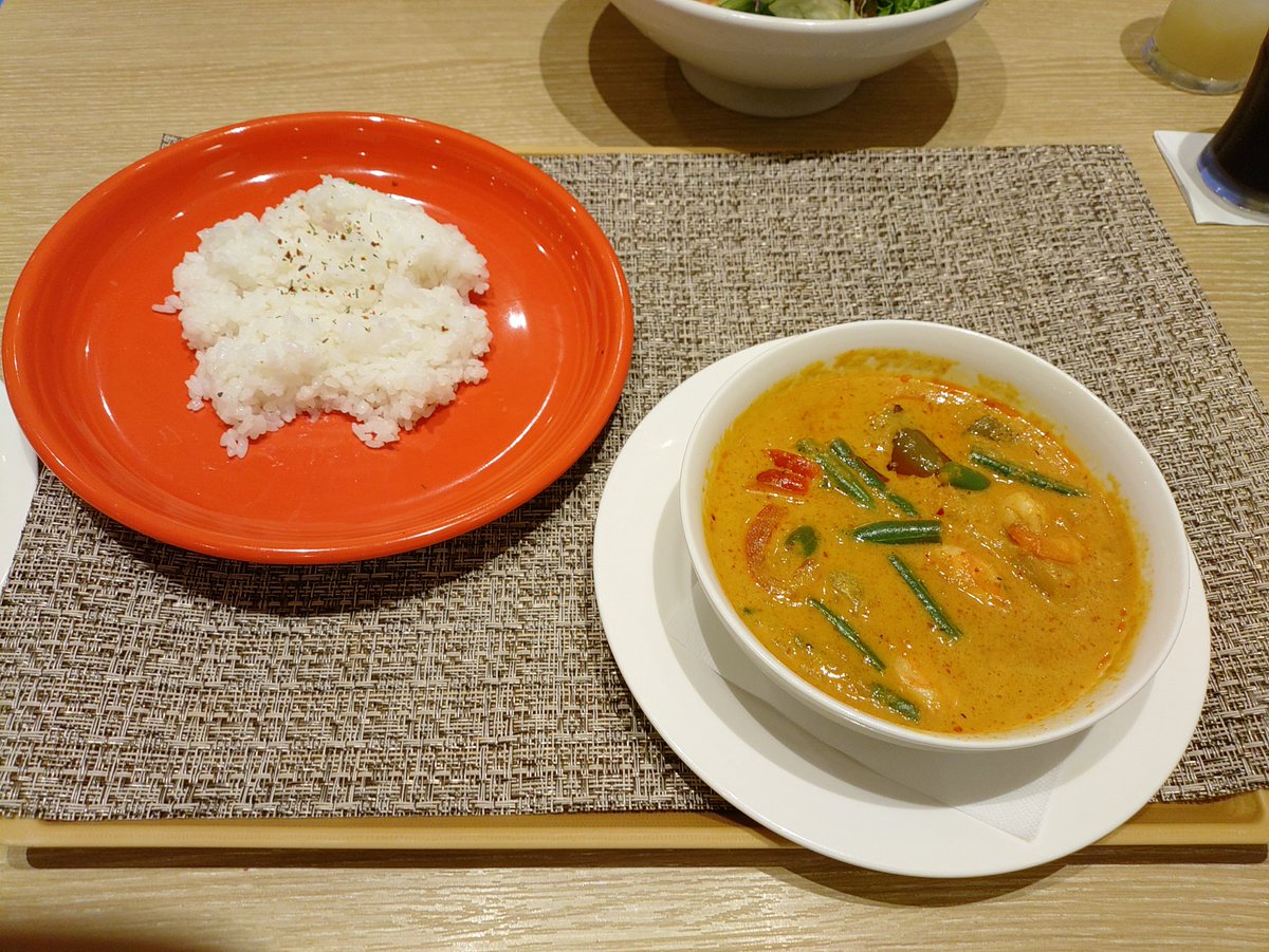 WifesPalico's tweet photo. その前にジョナサンへ https://t.co/2gUZe6Hm9d
