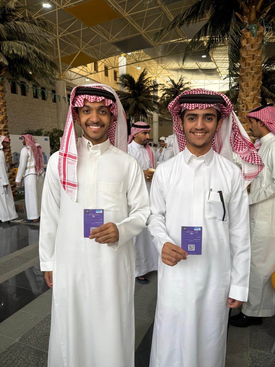 KSU_NUT's tweet photo. نفّذت إدارة التغذية بعمادة شؤون الطلاب مبادرة «وجبة مستجد الترحيبية» ضمن فعاليات الأسبوع التعريفي،من خلال توزيع كوبونات وجبات مجانية للطلاب المستجدين ترحيباً بهم وتعريفاً بالخدمات الغذائية المقدمة داخل الجامعة.
@TAlhuzimi 

#جامعة_الملك_سعود
#إدارة_التغذية
#المعرض_التعريفي https://t.co/LoBC0hAsgO