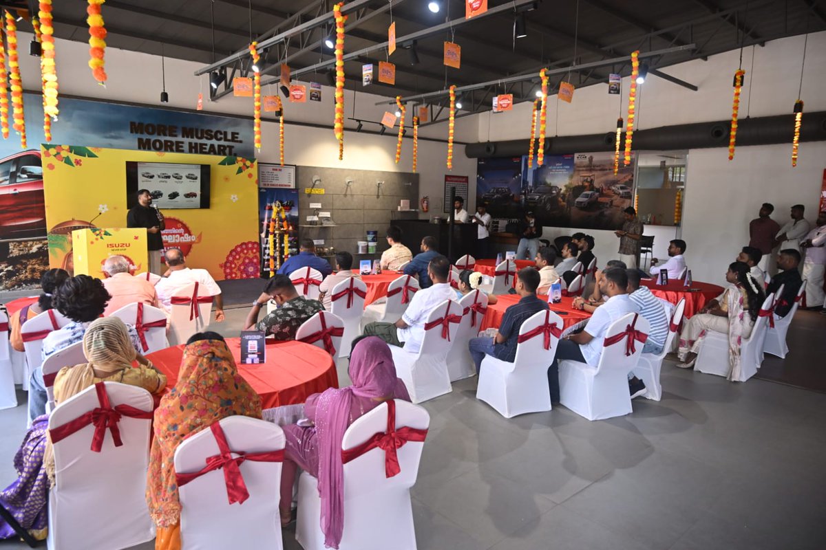 IsuzuIndia's tweet photo. Celebrating the spirit of Onam with the ISUZU D-MAX family! ๐ผ
Our D-MAX Customer Meet in Thiruvananthapuram brought together customers and enthusiasts for an evening of meaningful conversations, ownership stories and festive celebrations.
#ISUZUDMax #Customermeet #NeverStop https://t.co/ypFxy0oAHe