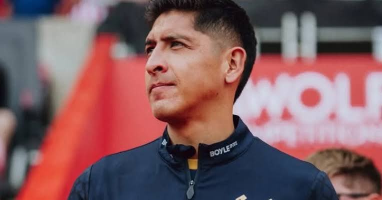 WestHam_Central's tweet photo. The club are keen to move some players out who are simply refusing to apply themselves properly.

We hope to get Todibo to move soon, Alvarez is another refusing to play, then we have the situation with Diouf, who looks to be open to a move away from the club.

@ExWHUEmployee https://t.co/zsRuCpmPrj