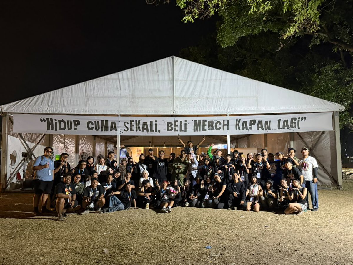 r4trebell's tweet photo. 5000 langkah sehari sesuai arahan dokter tirta

cherrypop 2026 🍒 https://t.co/i5yuLrgnxE