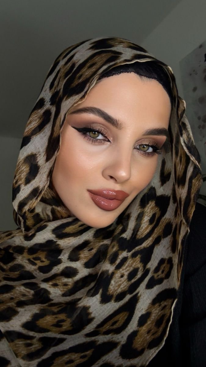 afshapathan_'s tweet photo. PATHANI 👠😈

@syedaa_zeenat @alimah_zoya6 @Maryam_rabbani_ @Vipasha722185 @aryanrio_rp @kammo_devi @savitri_chudry @Bibi__Fareeda https://t.co/UaFSzcJx4M