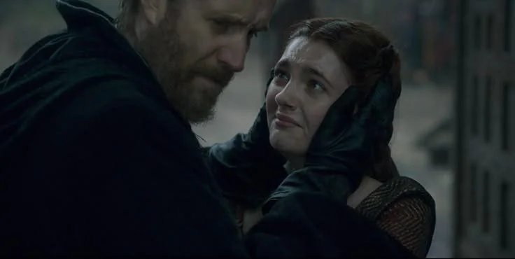 FAAVOR10's tweet photo. I think Otto was at least half right when he said Rhaenyra would eventually have no choice but to kill her half siblings.

I don’t think Rhaenyra would be eager to kill Aegon, Aemond, or Daeron. But the show has already shown that when their existence clashes with her interests, she is willing to hurt them. During the Driftmark incident, she wanted Aemond tortured, and later she planned to send Daeron to the Wall.

Rhaenyra also doesn’t handle pressure very well, and when she’s stressed, she becomes more willing to listen to Daemon. If she became queen and some Lords started supporting Aegon, I could easily see Aegon and Aemond suddenly having “accidents” because they would always be a threat to her and Jace.

Daeron might have been sent to the Wall or forced to become a maester just to remove him from the picture.

So when Rhaenyra tells Alicent that she wouldn’t harm her children, I don’t think that tells us much. At that point, she believes there would be no problem if they simply accepted her rule.

But once she actually became queen, her biggest problem would be that her half siblings could always be used against her.

That’s why I don’t think Otto was simply lying to manipulate Alicent. He may have exaggerated it, but the fear itself wasn’t completely unreasonable.