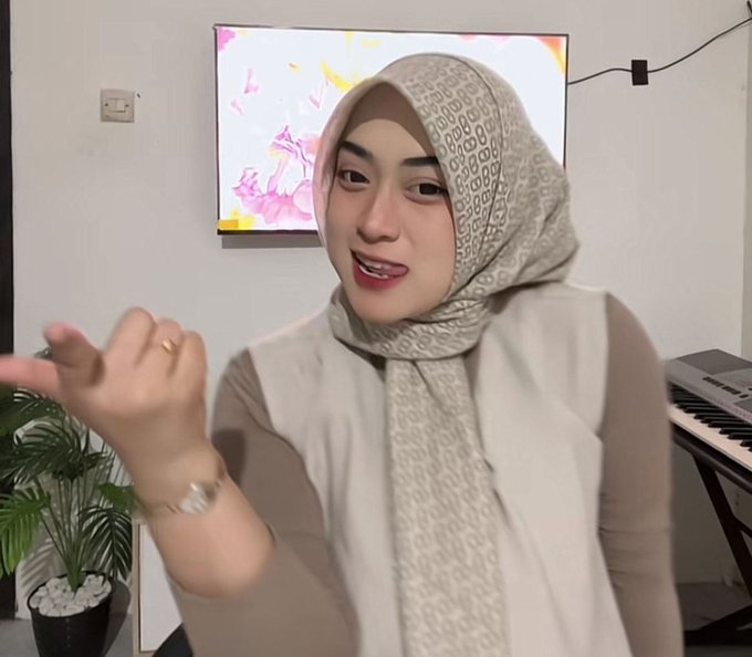 Lumribas's tweet photo. LAGI RAMAI FULL DURASI BKP LOKAL INDO LENGKAP

1.Ibu Guru Salsa
https://t.co/50RfeP9k5U

2.Siswa Di Bandung
https://t.co/NC3GBOOWWK

3.Zqya Tiktok
https://t.co/9PVu2K8K6f

Threads Youtube Ometv DAFTAR DISINI Summoning GoPay Mandiri Pati Senin Sore Panas Tinggi https://t.co/rozuREh38s