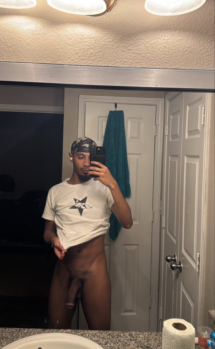 n0tyourbro's tweet photo. freeballin 🙂‍↕️ https://t.co/ZebfVzj4AX