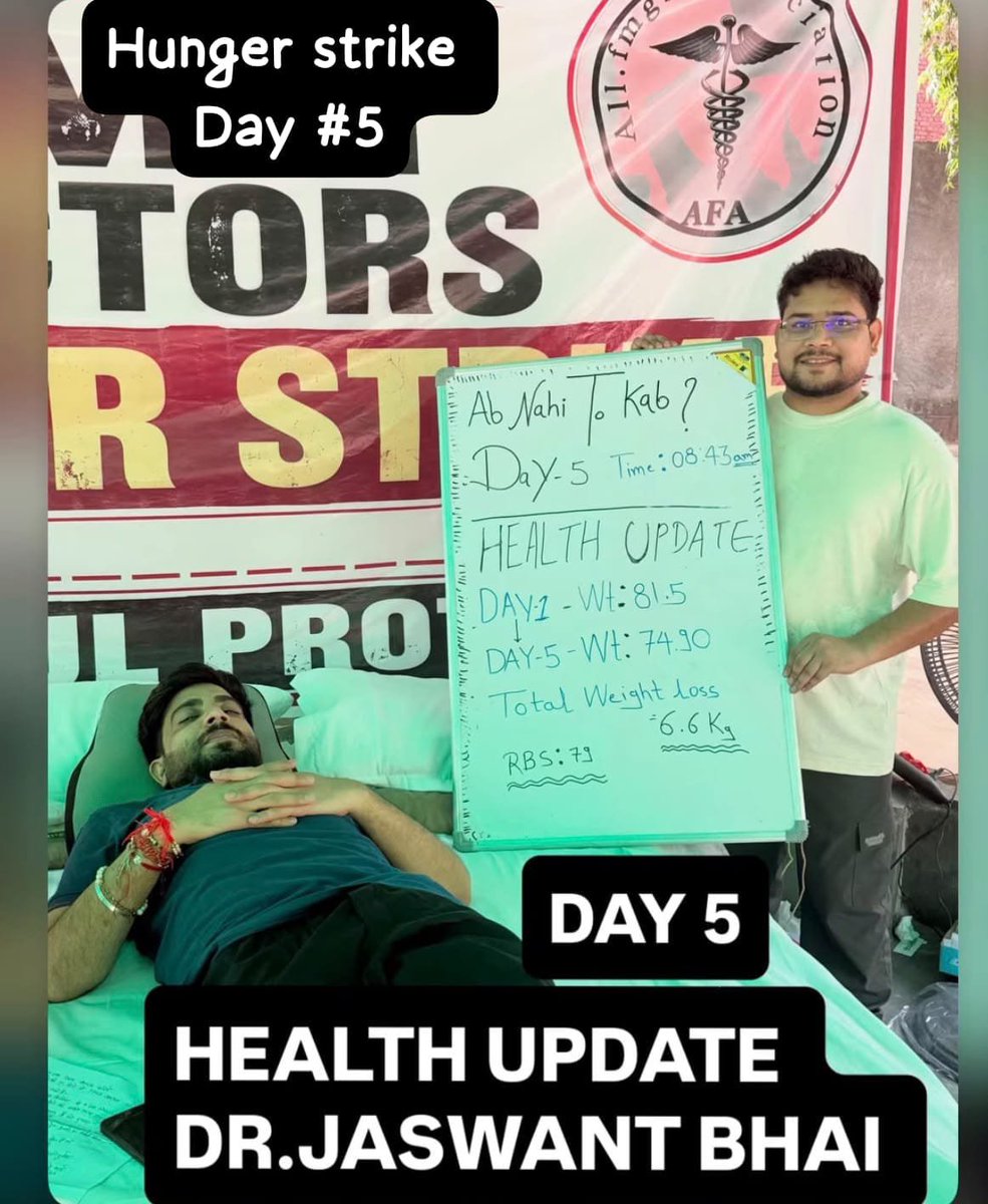 AvlokDr86329's tweet photo. @EduMinOfIndia Dr.Jaswant Sir is on Day 5 of his hunger strike,demanding just Compensation for FMGE June 2026 candidates.His RBS is 79 mg/dL &amp; prolonged fasting increase medical risks.@PMOIndia
@JPNadda @MoHFW_INDIA @NBEMS_Official please act now.Don’t wait for a medical crisis.#FMGEJune2026 https://t.co/6iH4sPSknw