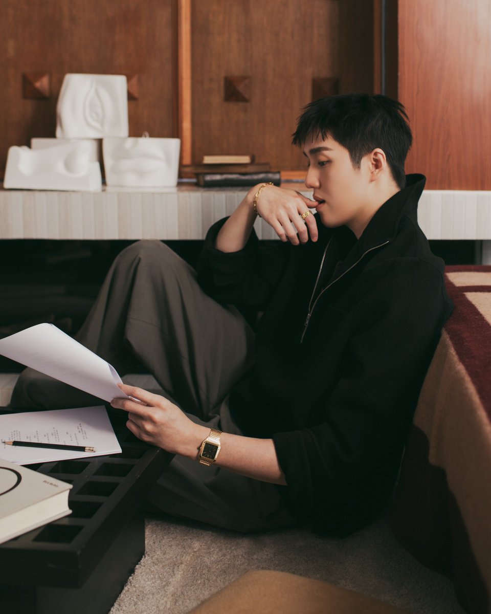 Hello98_th's tweet photo. @cartier ถ่ายทอดแนวคิด “Watchmaker of Shapes, Masters of Crafts” สู่เรื่องราวของเรือนเวลาที่มี “รูปทรง”
ต่อ ธนภพ (@thanapob_lee) คาร์เทียร์แอมบาสเดอร์และนักแสดงมากฝีมือ
🔗 https://t.co/ExeD9cPWGW
#CartierThailand #CartierWatchCommunity #thanapob_lee https://t.co/9LmLZzdabP