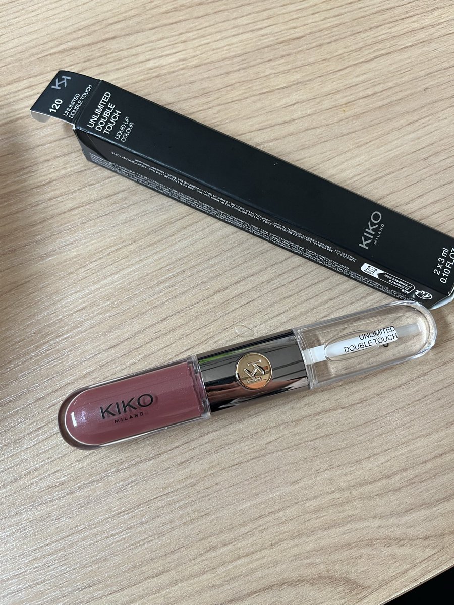 coffuelatte's tweet photo. wts kiko milano shade 120, baru dipake 2x si glossnya blm pernah dipake samsek. dijual karna warnanya ga cocok di bibir https://t.co/U6AB2TFUTr