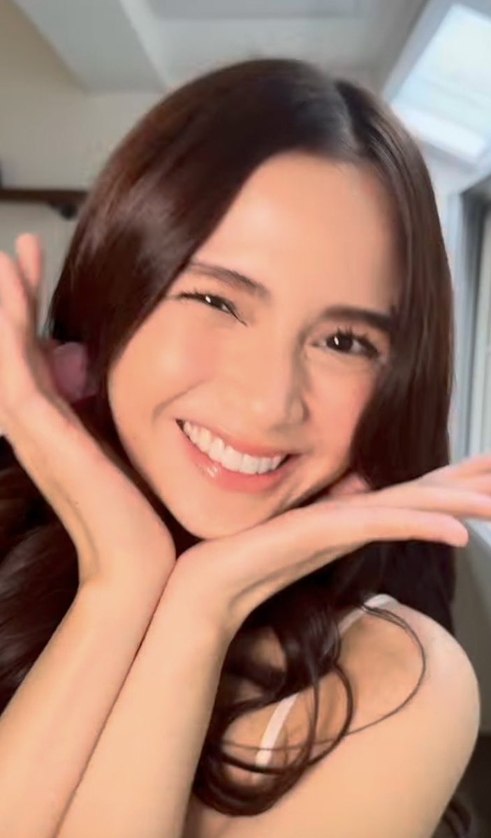 childofrhenseph's tweet photo. angg cutiee mo naman mowm hihi🤭💞 you’re sooo prettyyyyy @realrhen 😩💞 https://t.co/9TKMzN8sAg