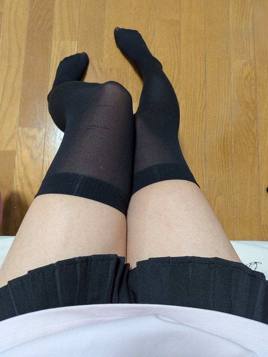 l____p1031's tweet photo. ベッドに座るとムチッとするタイプ https://t.co/qwzcZTZMzV
