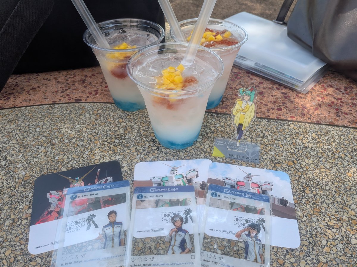 Quess_g's tweet photo. ユニコーン見に行ってきたよー!!♡アニメ立ち絵のバナージになりたかったけど姿勢が悪すぎた https://t.co/sCtJ7uump6