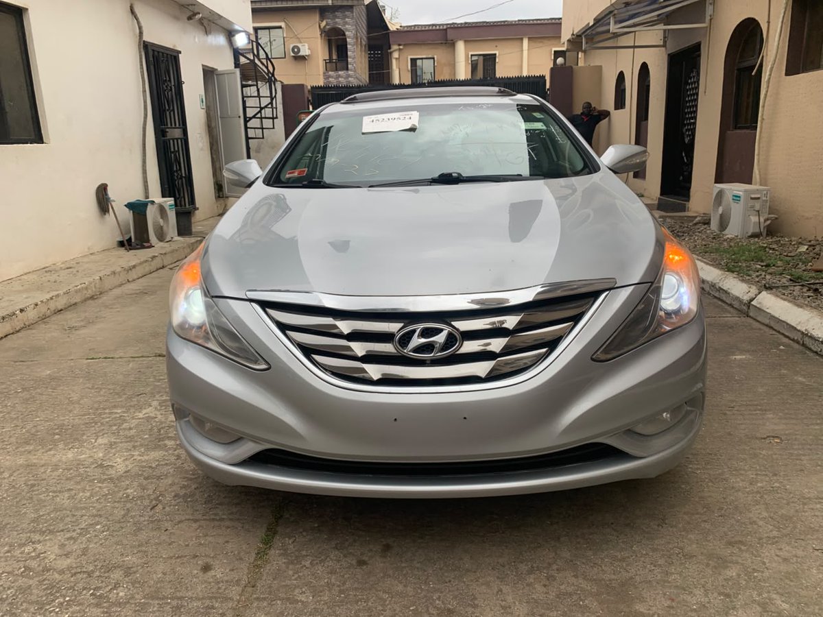 PrinceGadgette1's tweet photo. Hyundai Sonata full option thumbs start... Dm for price and more features. https://t.co/E6x9GhgNIh