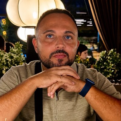 OfficialKeoni's tweet photo. #NewProfilePic https://t.co/BWjiKp9Y5C